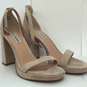 Nude Steve Madden heels! Worn once in Feb, so basically brand new!